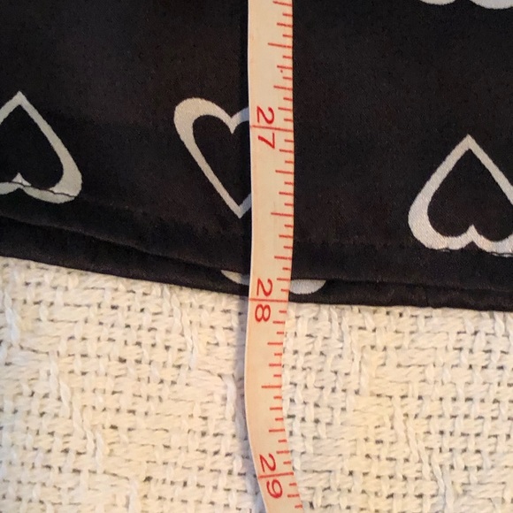 Neiman Marcus Black with White Hearts Short Sleeves T-Shirt Style Silk Blouse - Picture 7 of 8